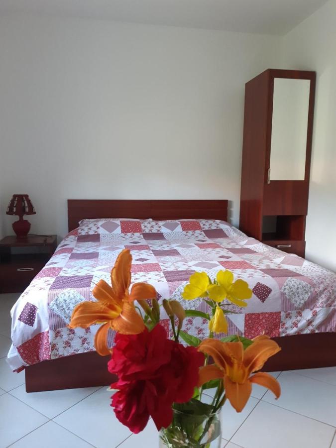 Cvjetni Apartmani Cetinje Exterior foto