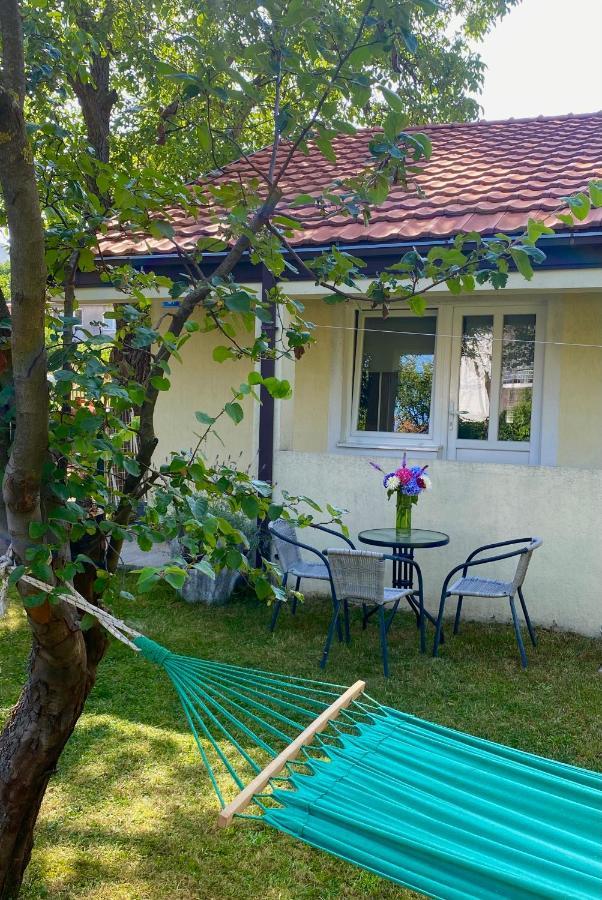 Cvjetni Apartmani Cetinje Exterior foto